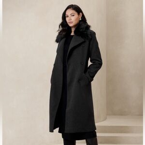 NWT- Banana Republic- Removable Liner Fur- Collared Coat- Petite